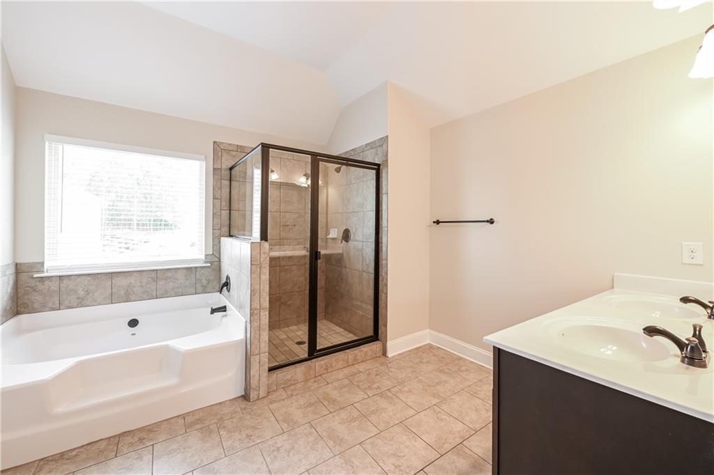 2901 Canyon Glen Way Property Photo 12