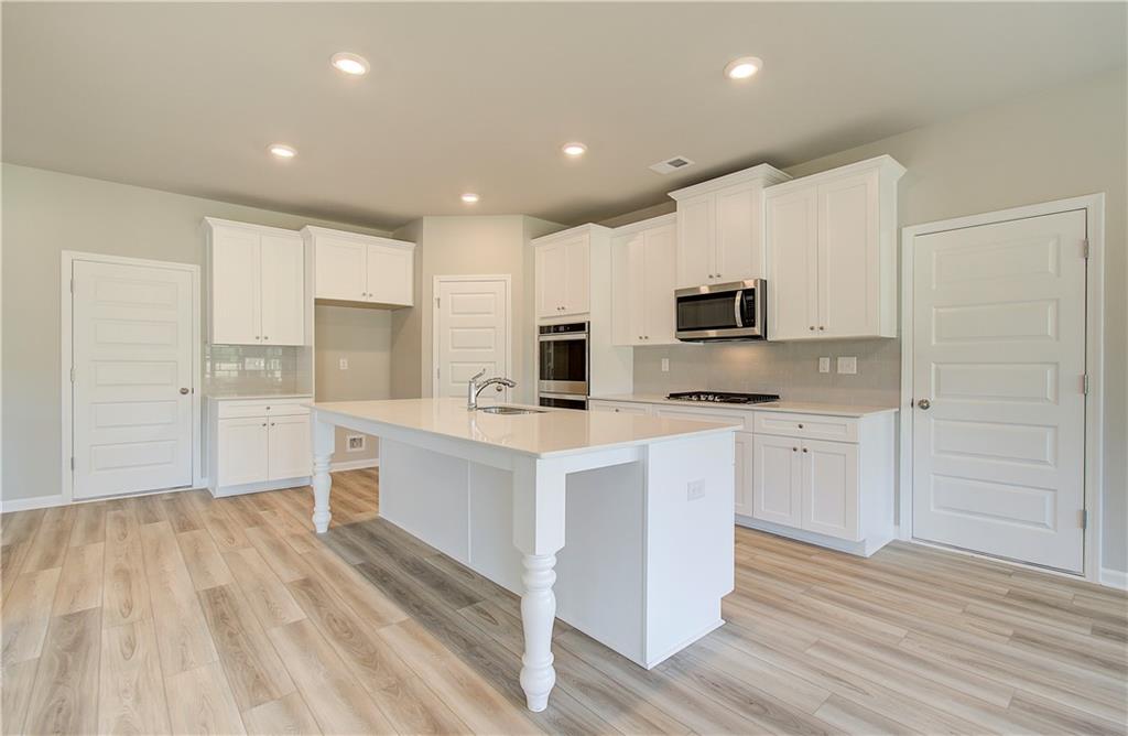 140 Haverling Pass Property Photo 12