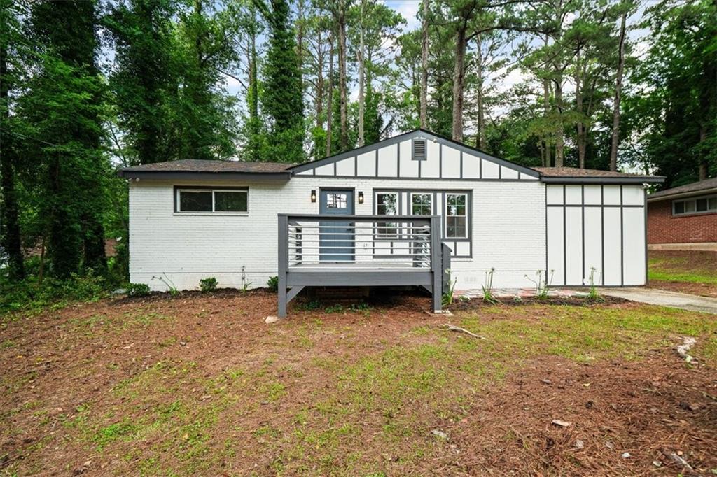 3406 Longleaf Drive Property Photo 2