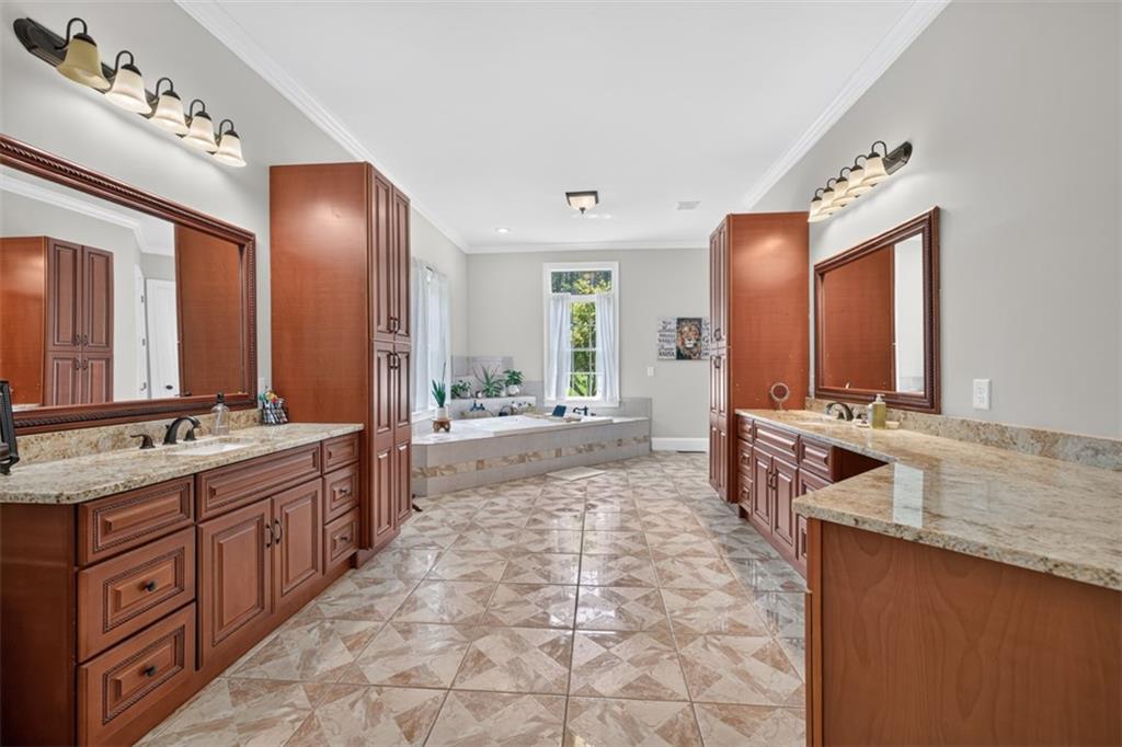4728 E Reed Road Property Photo 29