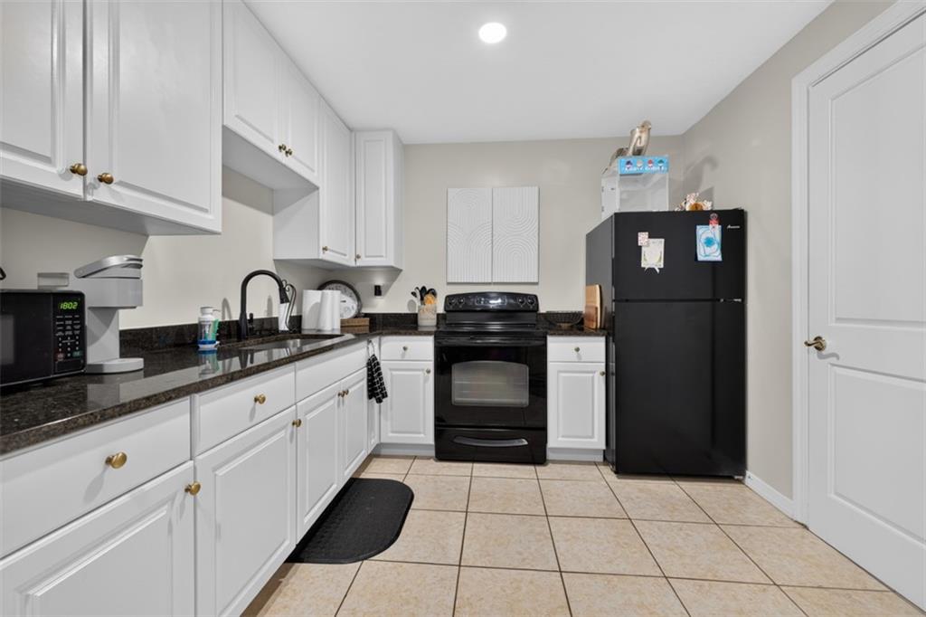 4728 E Reed Road Property Photo 51