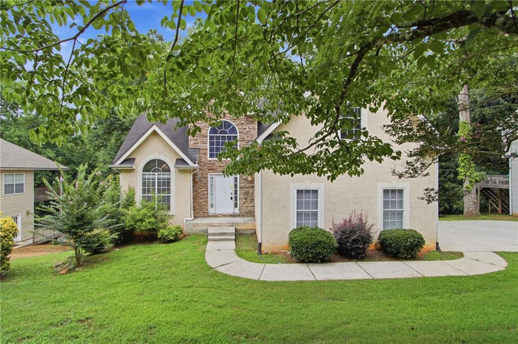 100 Overlook Heights Way Property Photo 1