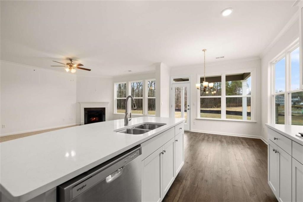 13728 Homer Lane Property Photo 6