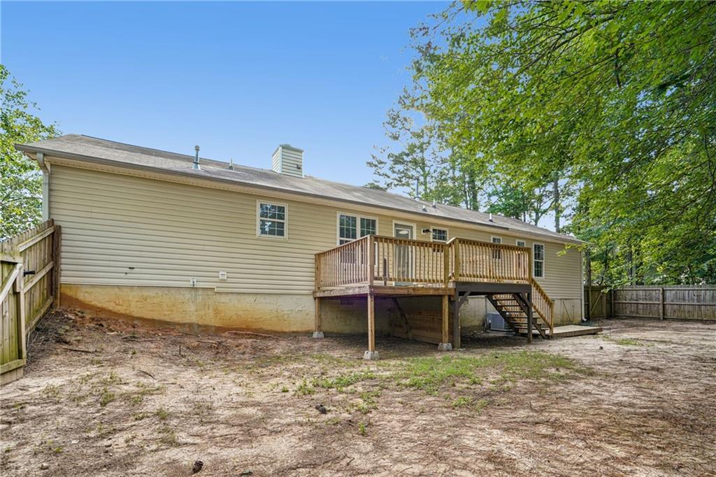 301 Madeline Way Property Photo 5