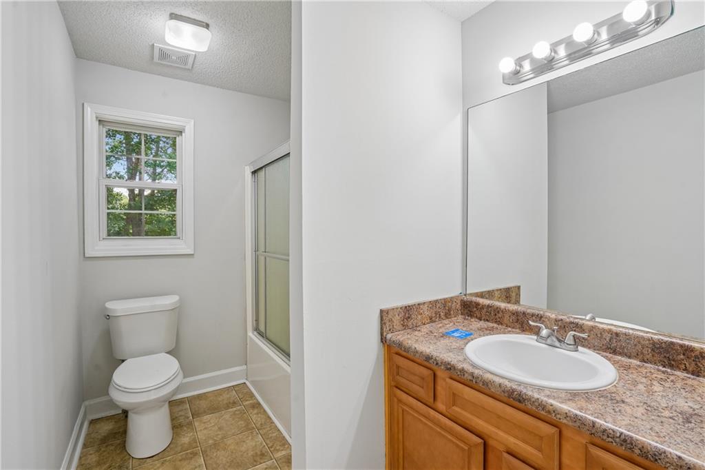 301 Madeline Way Property Photo 9