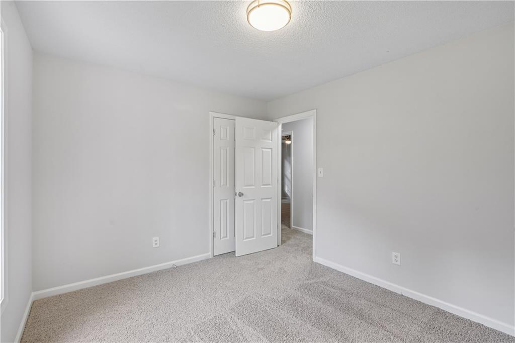 301 Madeline Way Property Photo 18