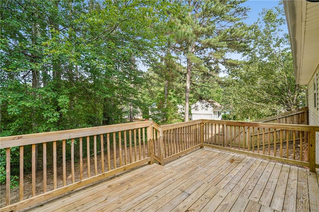301 Madeline Way Property Photo 28