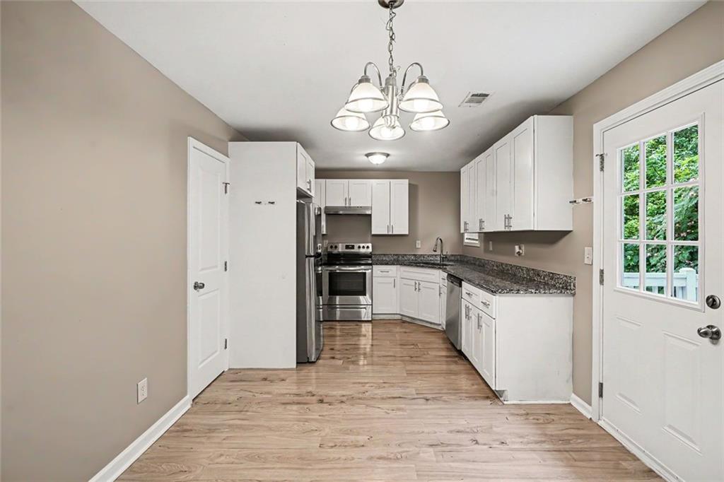 6749 Silver Maple Drive Property Photo 7