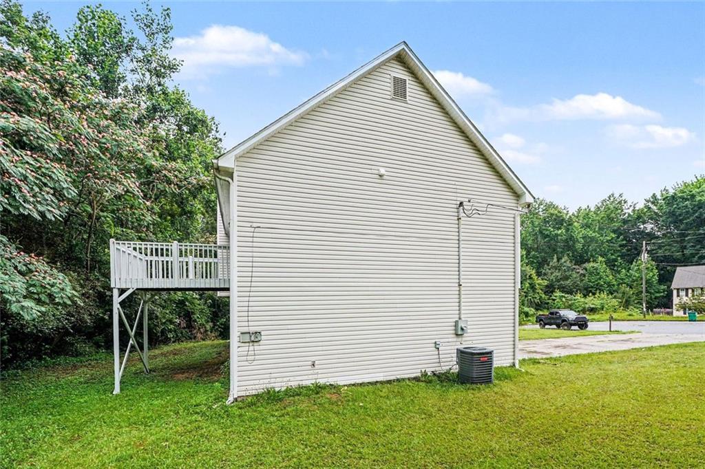 6749 Silver Maple Drive Property Photo 17