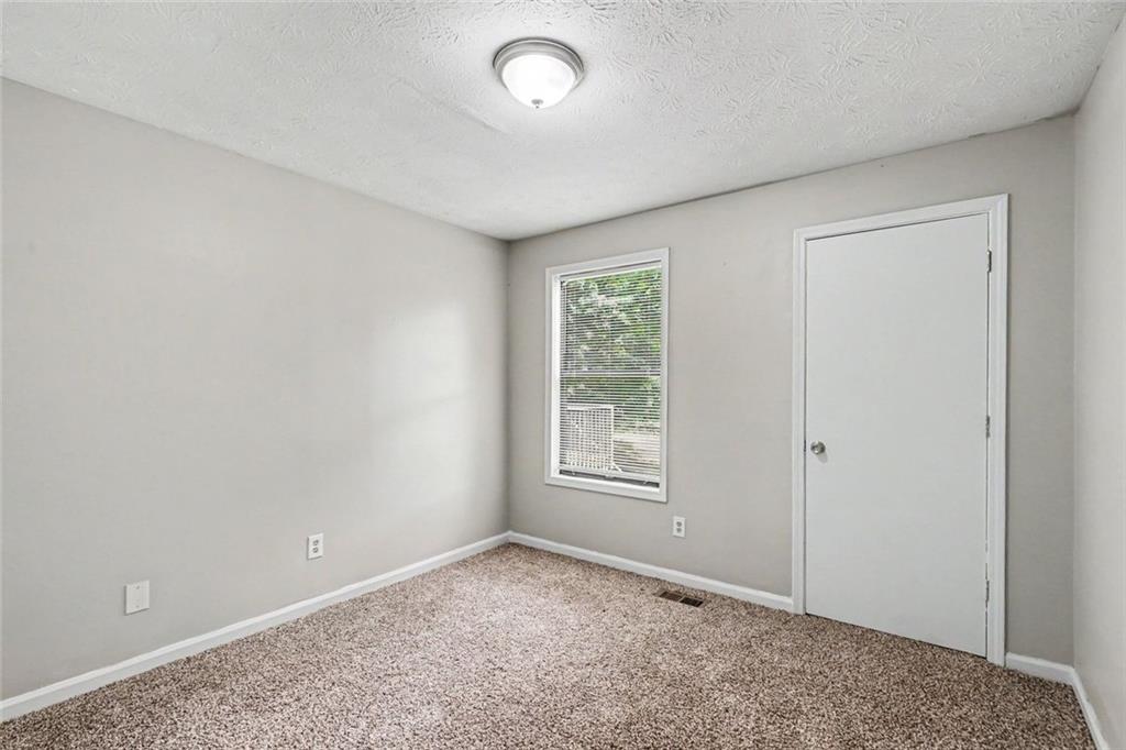 6085 Cowan Mill Road Property Photo 11
