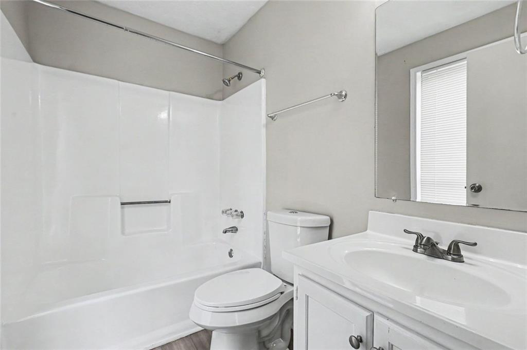 6085 Cowan Mill Road Property Photo 14