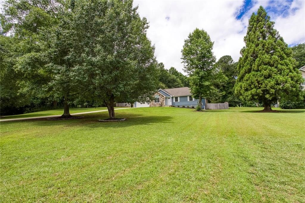 1420 Greenwood Court Property Photo 1