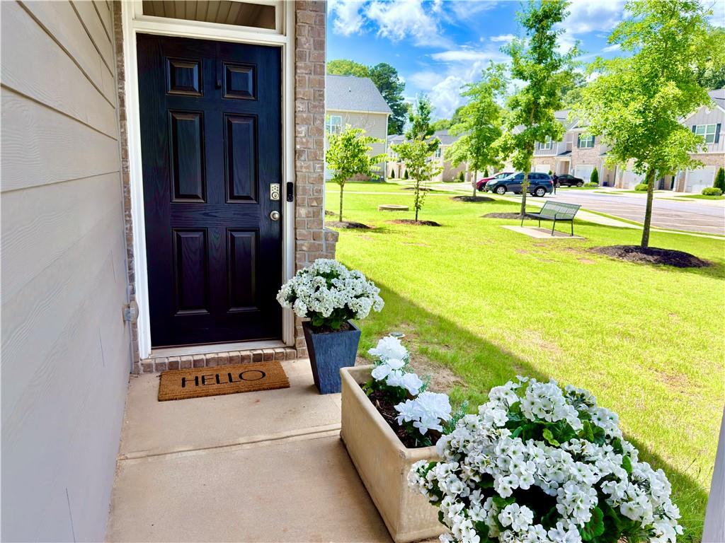 111 Hampton Circle Property Photo 3