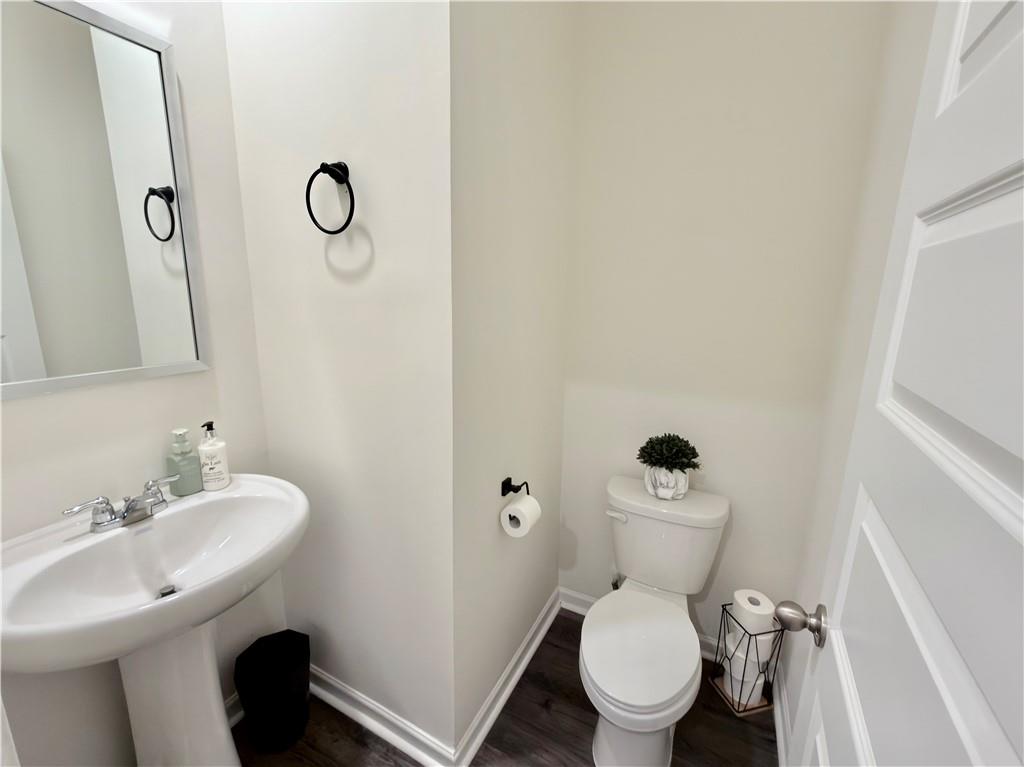 111 Hampton Circle Property Photo 18