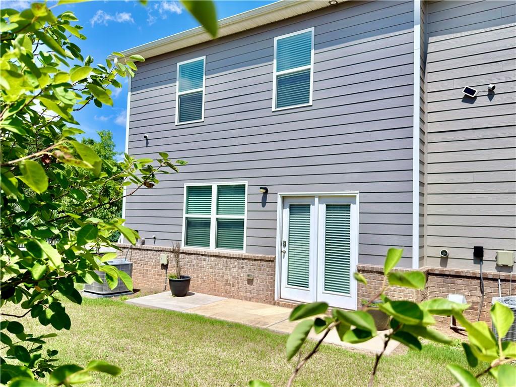 111 Hampton Circle Property Photo 31