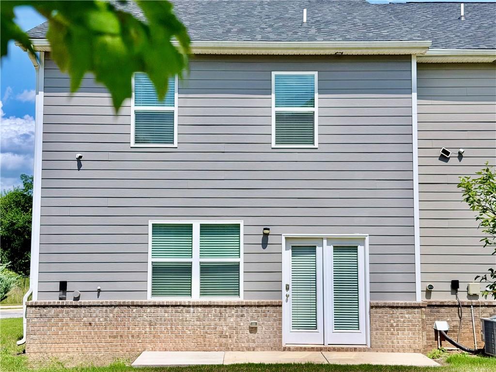 111 Hampton Circle Property Photo 32