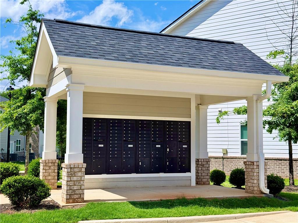 111 Hampton Circle Property Photo 35