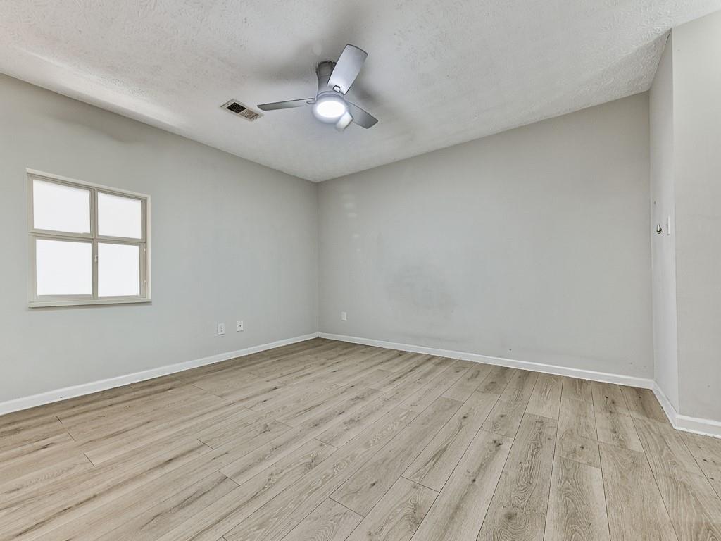 1918 Cornell Way Property Photo 18
