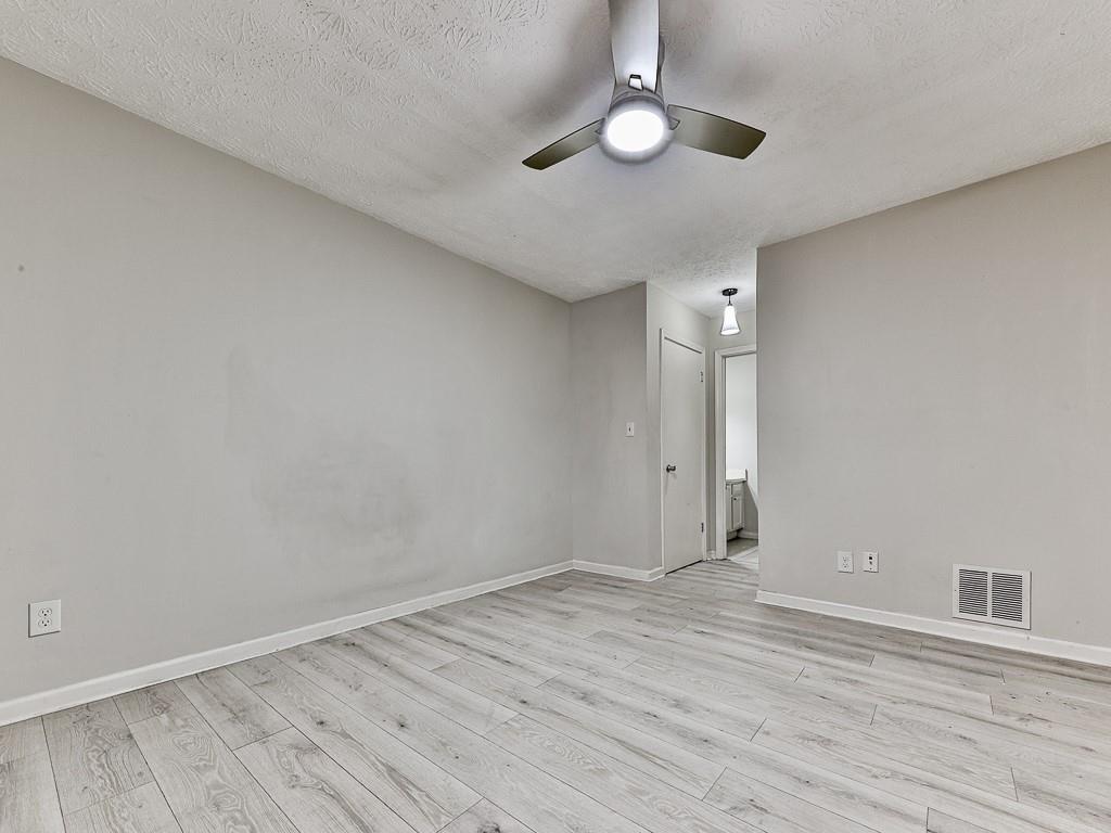 1918 Cornell Way Property Photo 19