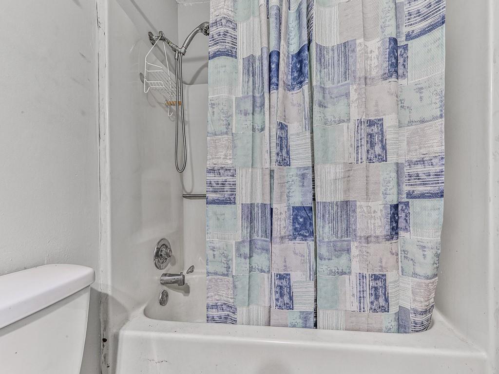 1918 Cornell Way Property Photo 21