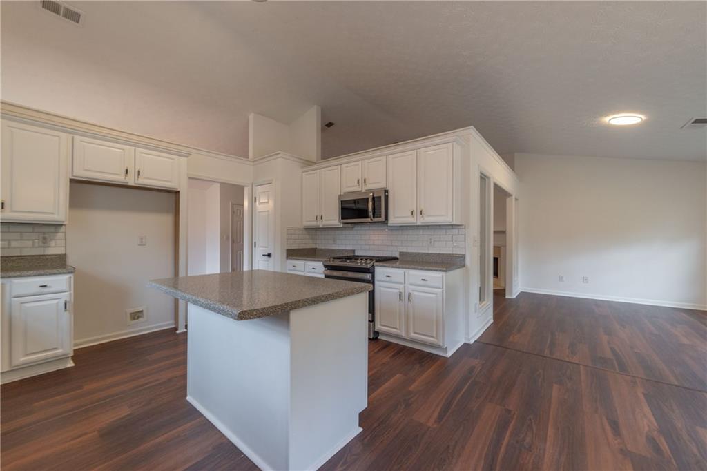 1784 Cedar Walk Lane Property Photo 23