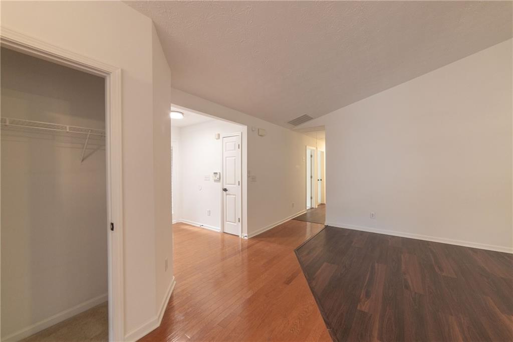 1784 Cedar Walk Lane Property Photo 32