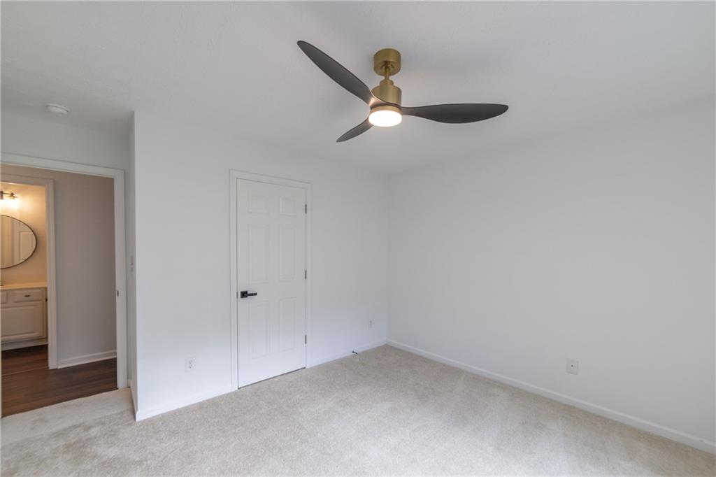 1784 Cedar Walk Lane Property Photo 35