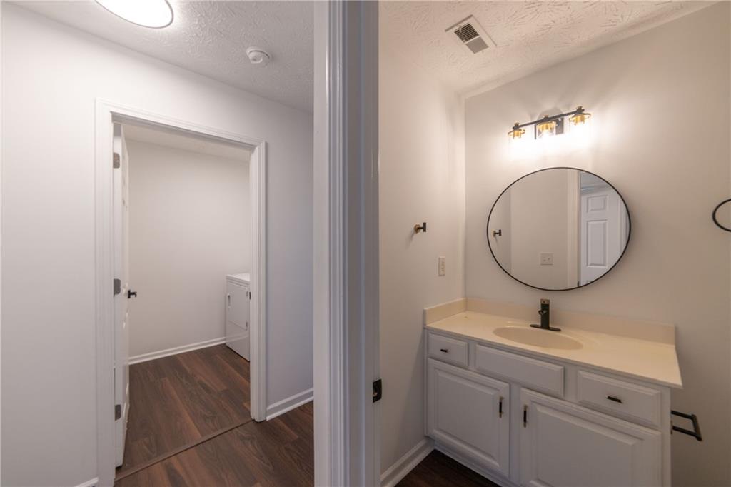 1784 Cedar Walk Lane Property Photo 39
