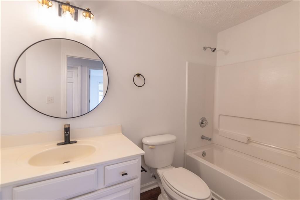 1784 Cedar Walk Lane Property Photo 40