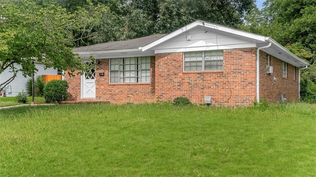 423 Branham Avenue Property Photo 2