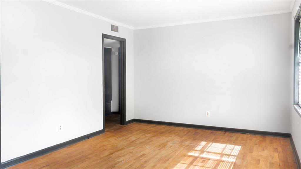 423 Branham Avenue Property Photo 6