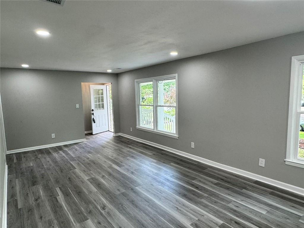 1508 Vancouver Drive Property Photo 6