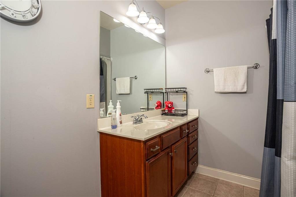3627 E Hall Road Property Photo 25