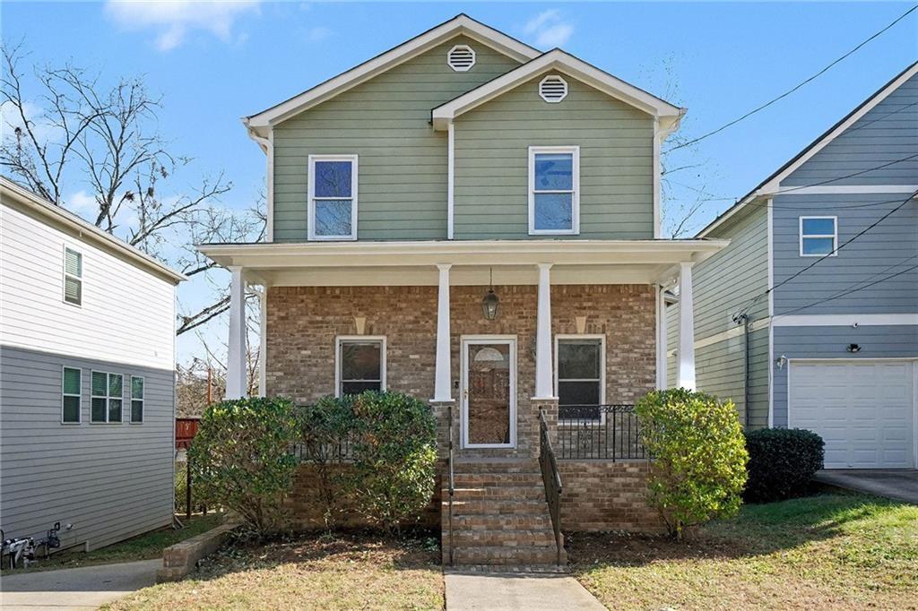 976 Connally Street SE