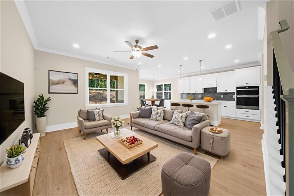 5582 Overview Drive Property Photo 5