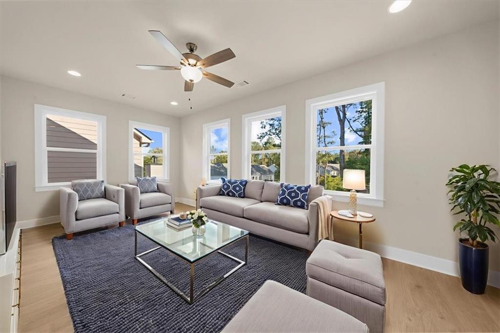 5582 Overview Drive Property Photo 7