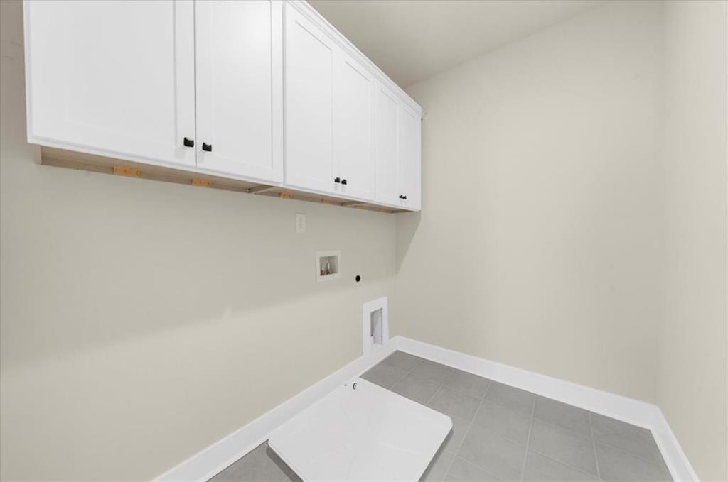5582 Overview Drive Property Photo 35