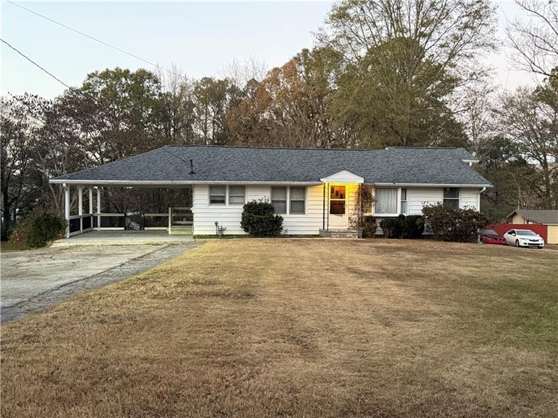 498 Ridge Avenue SW Property Photo 1