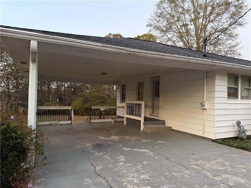 498 Ridge Avenue Sw Property Photo 4
