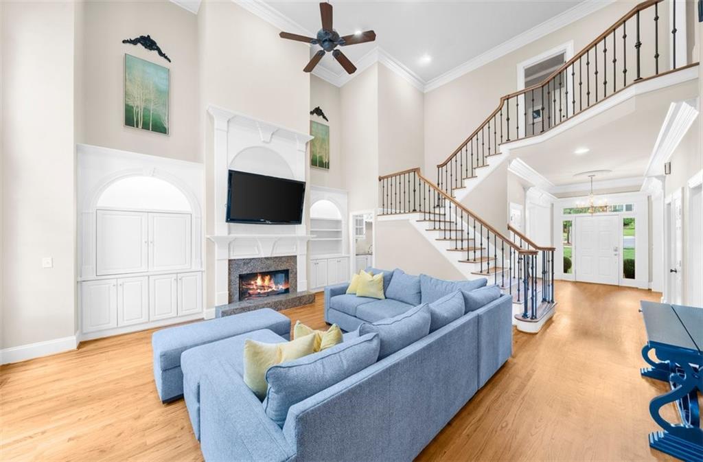 4556 Allen Park Path Property Photo 10