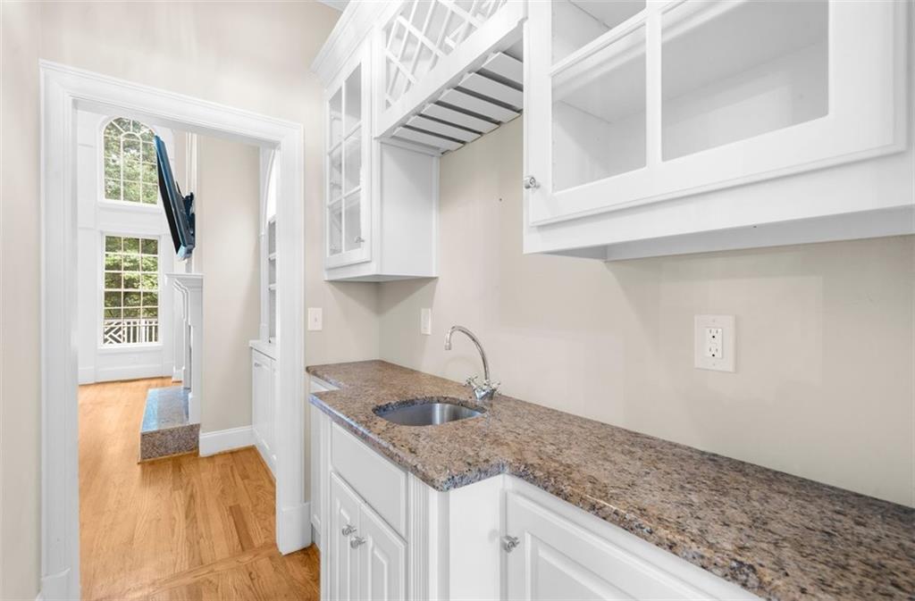 4556 Allen Park Path Property Photo 13
