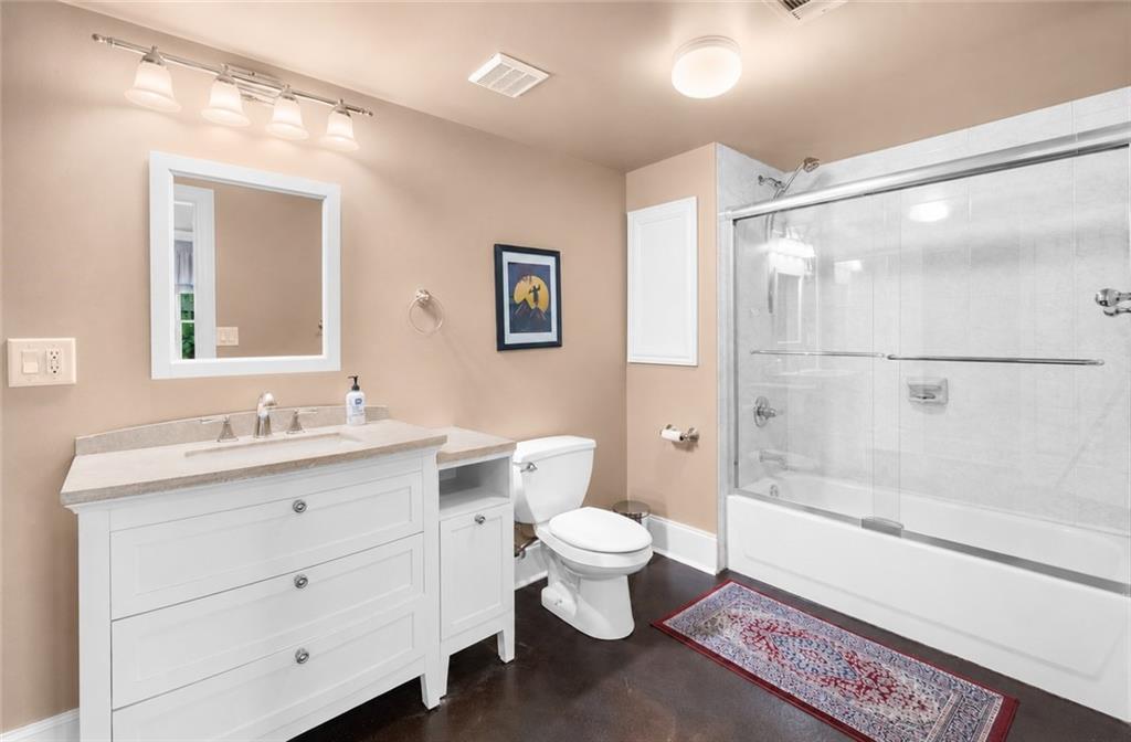 4556 Allen Park Path Property Photo 35