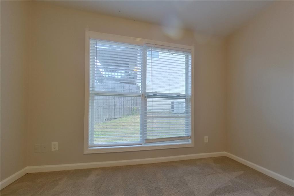 7794163 Property Photo 15