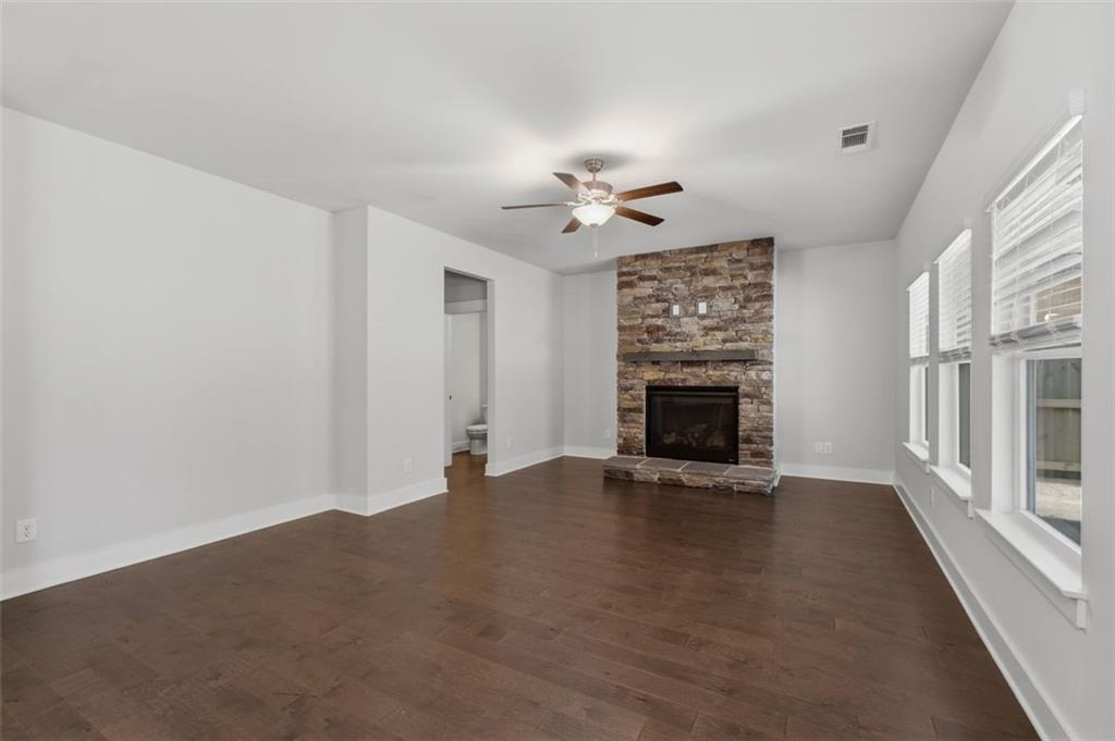 111 Crestbrook Way Property Photo 13