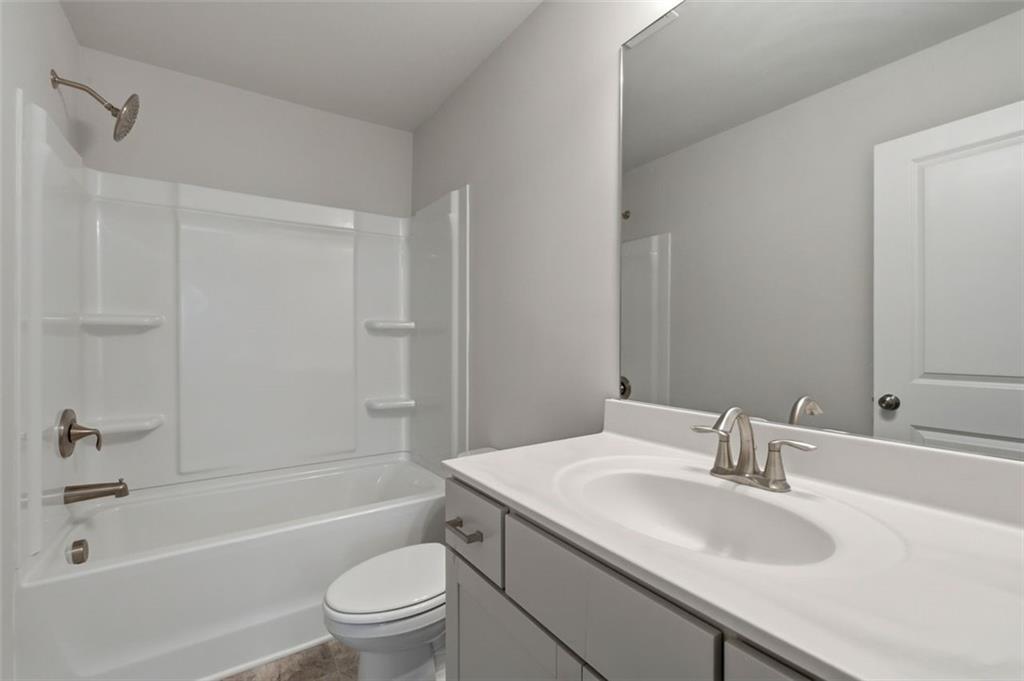 111 Crestbrook Way Property Photo 19