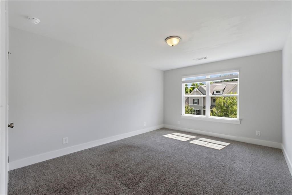 111 Crestbrook Way Property Photo 25