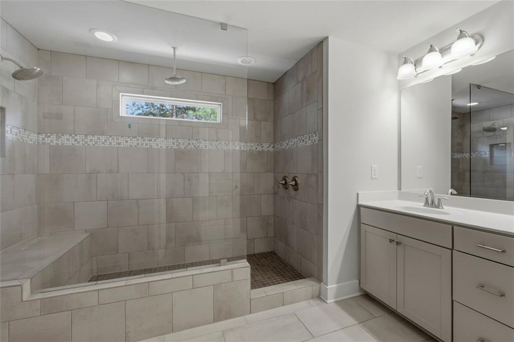 111 Crestbrook Way Property Photo 31