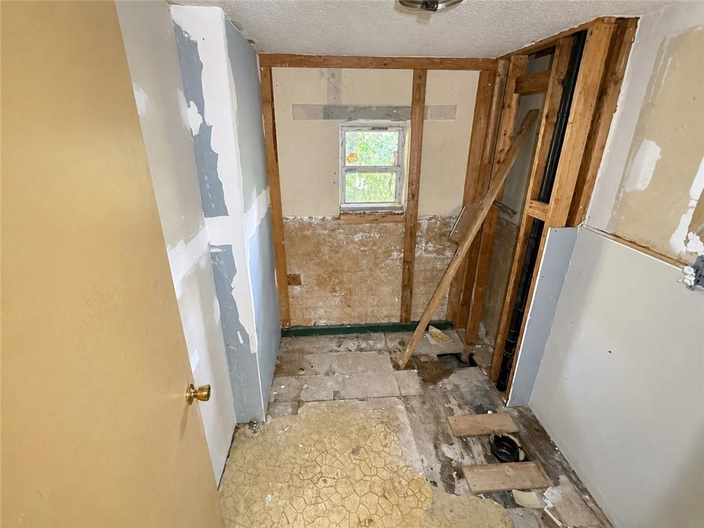 310 Edwards Avenue Property Photo 12