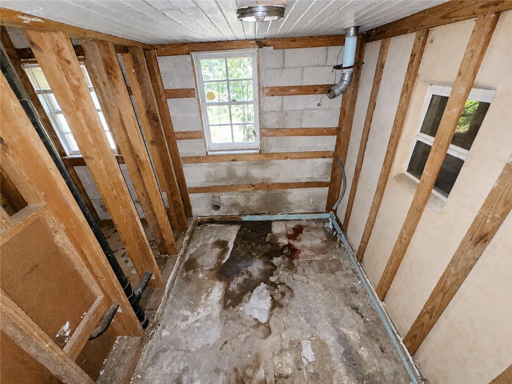 310 Edwards Avenue Property Photo 18