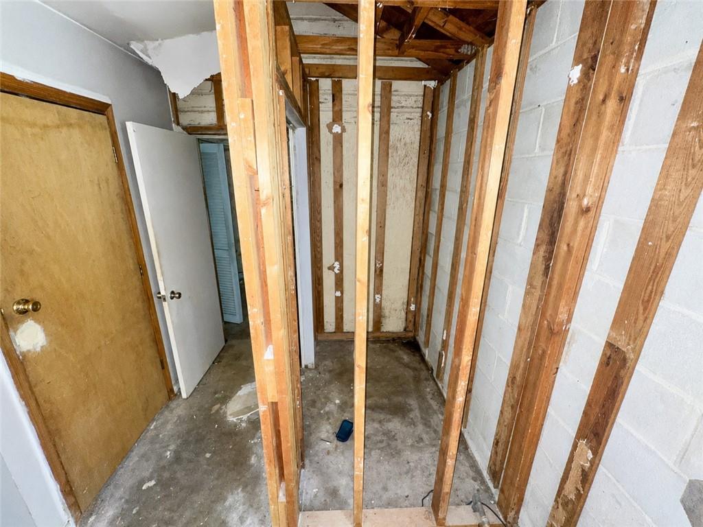 310 Edwards Avenue Property Photo 19